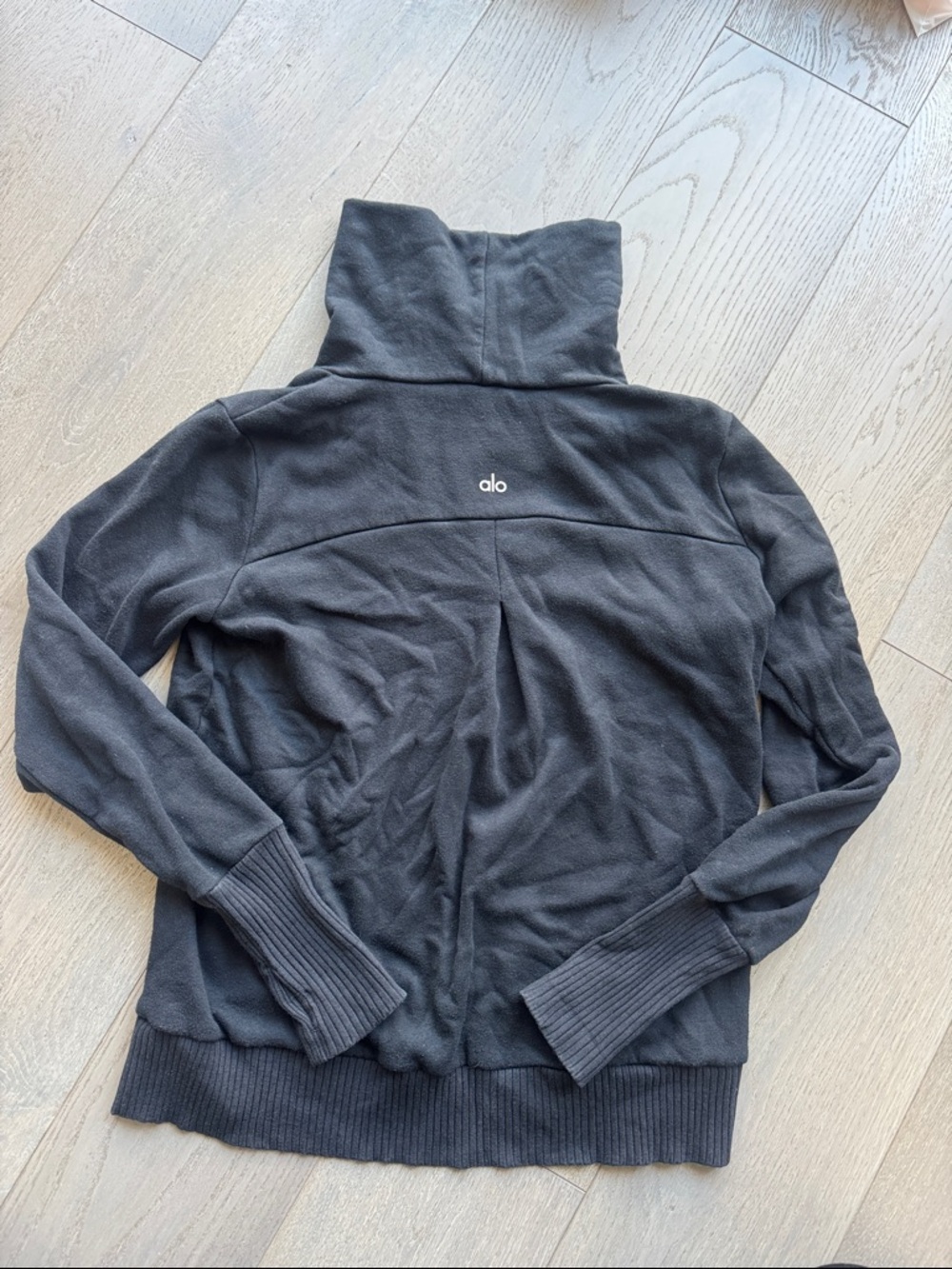 ALO Mock Neck Pullover Sweatshirt -black